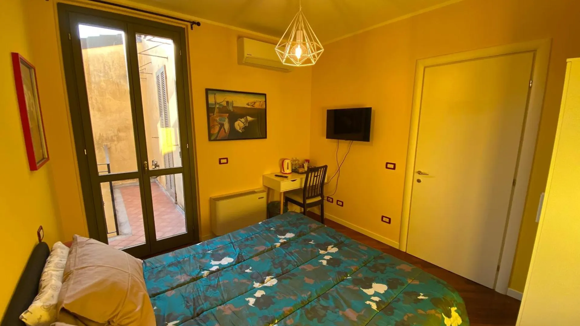 לינה וארוחת בוקר קרמונה Amici Miei Rooms