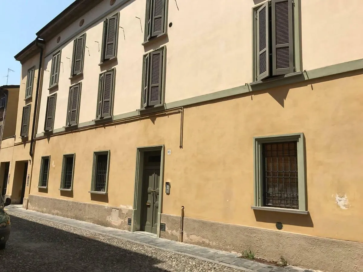 Amici Miei Rooms Cremona Bed & Breakfast